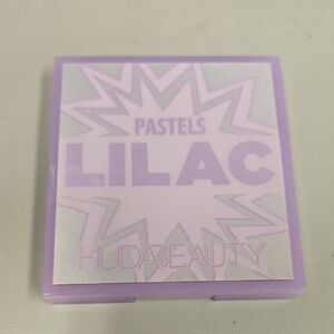 HUDA BEAUTY Pastels Lilac Palette. EXTREMELY RARE. USED ONCE